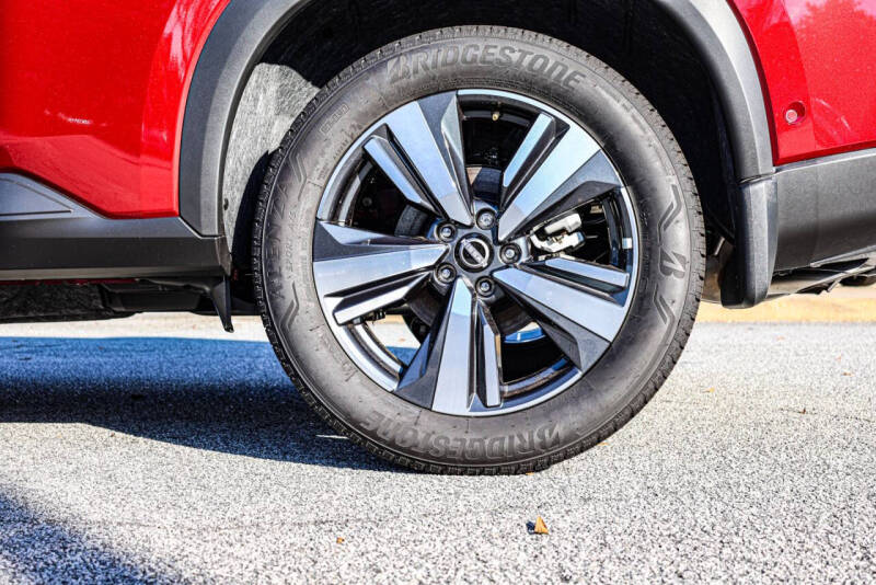 2025 Nissan Rogue SL