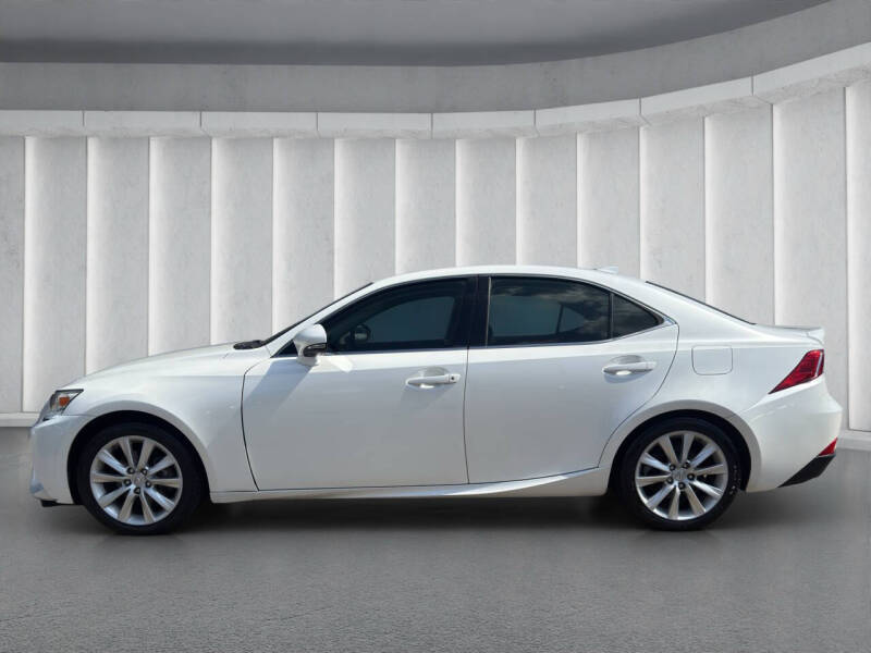 2015 Lexus IS 250 Crafted Line