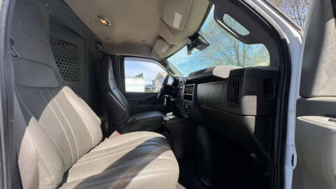 2020 Chevrolet Express 2500