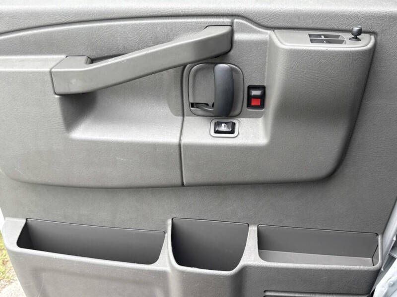 2021 GMC Savana 2500