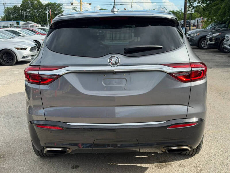 2019 Buick Enclave Essence