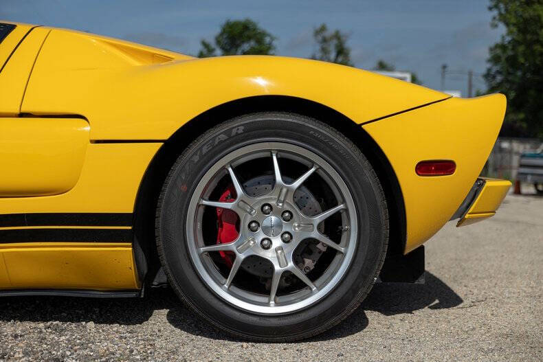 2005 Ford GT