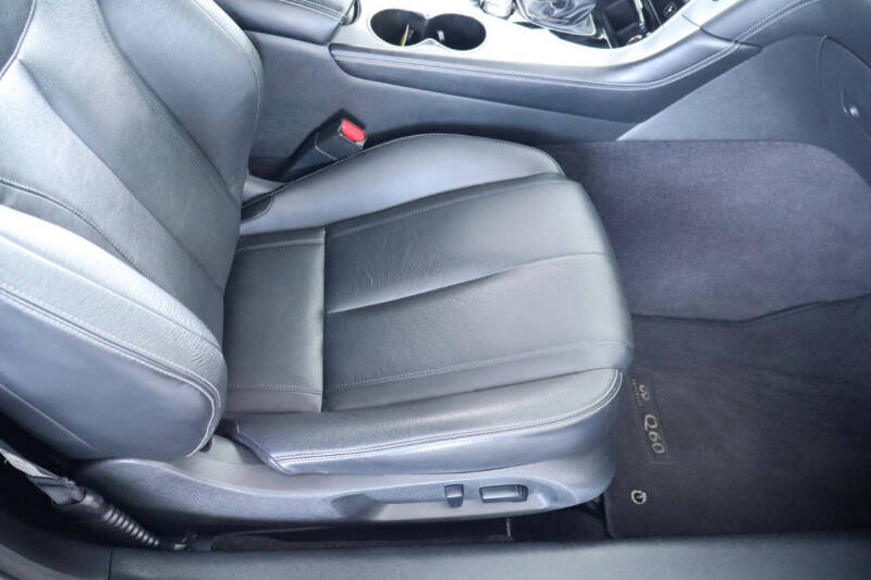 2017 Infiniti Q60 3.0T Premium