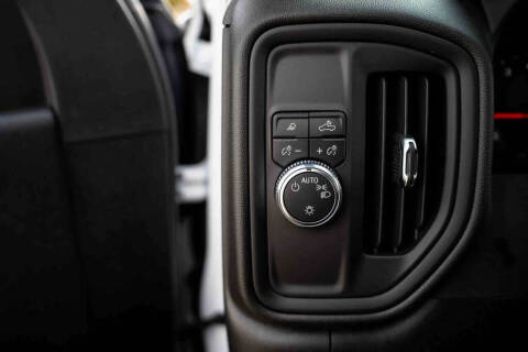 2025 GMC Sierra 2500HD Pro