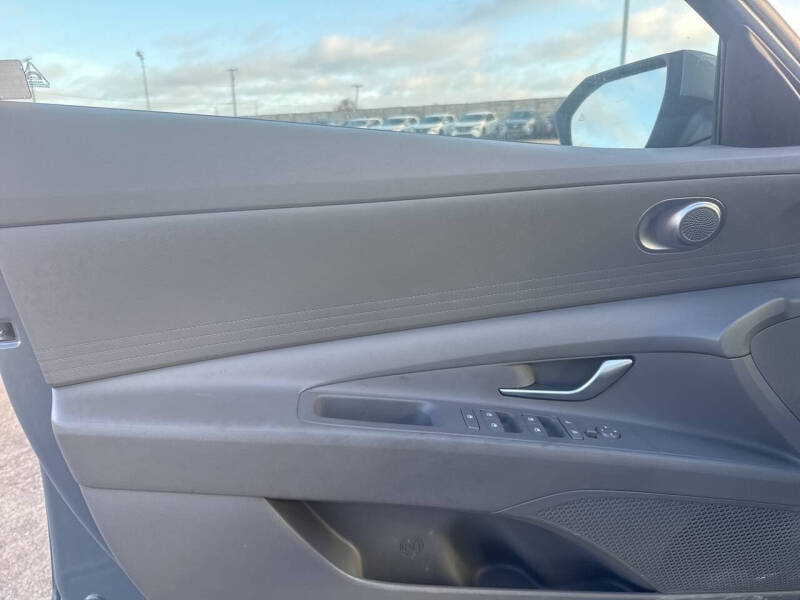 2022 Hyundai Elantra