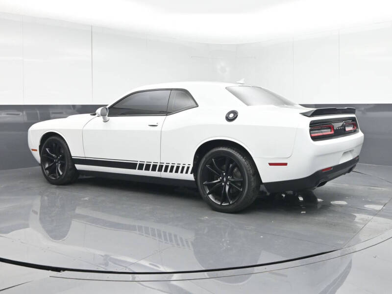 2017 Dodge Challenger SXT