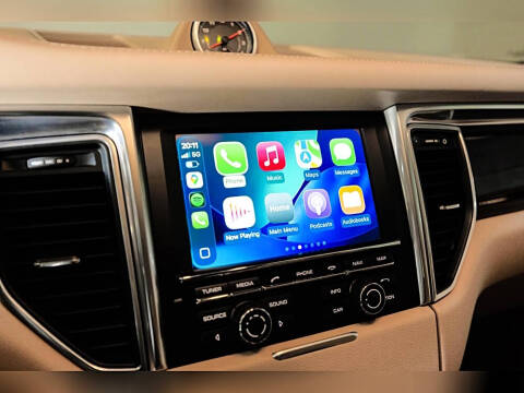 2015 Porsche Macan S