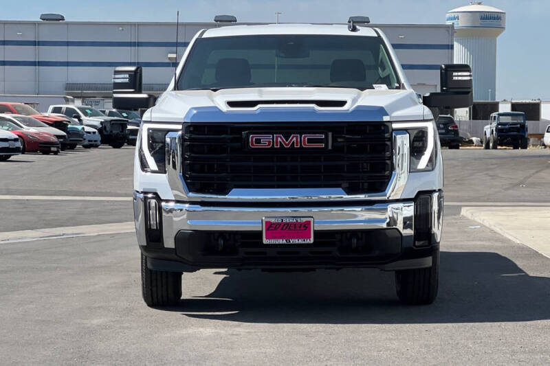 2025 GMC Sierra 2500HD Pro