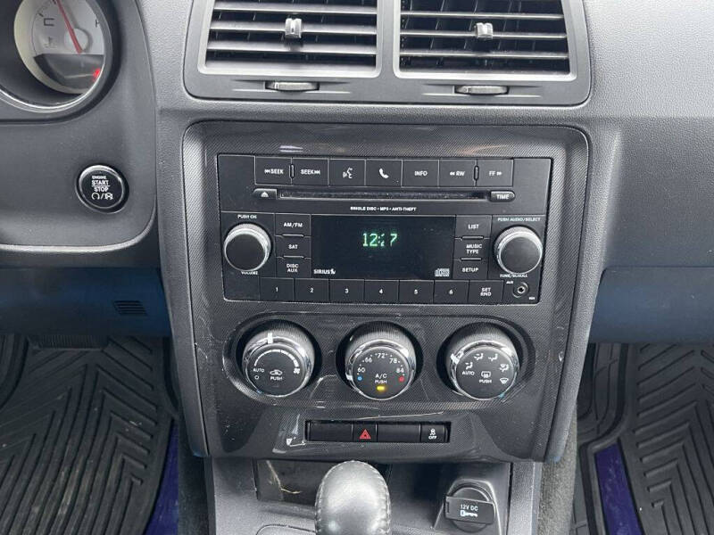 2012 Dodge Challenger SXT