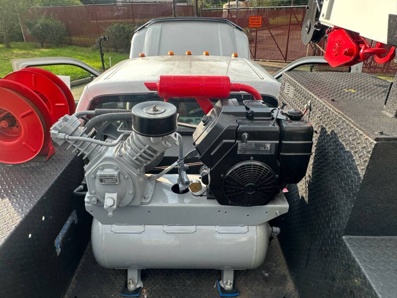 2011 Ford F-550 Super Duty