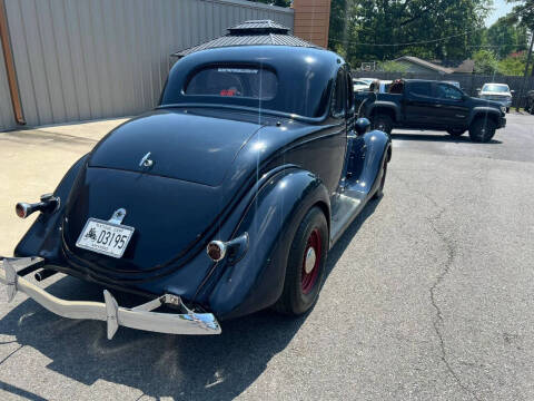 1935 Ford 5 Window Coupe