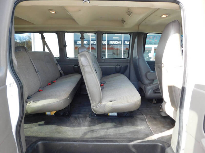 2017 Chevrolet Express LT 3500