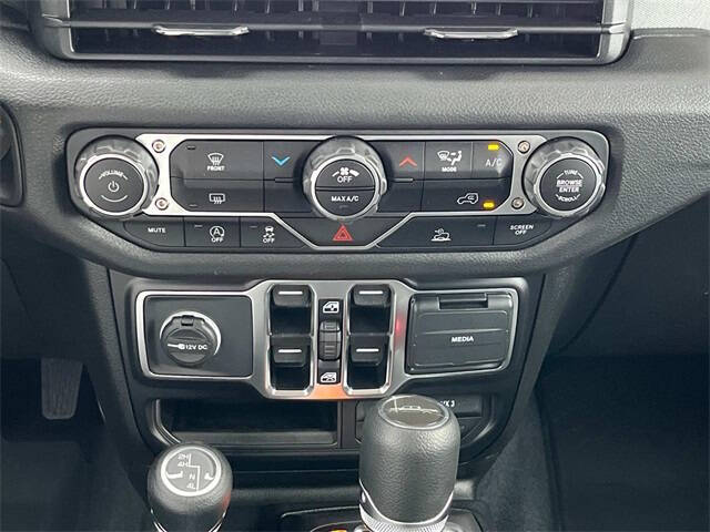 2025 Jeep Gladiator Sport