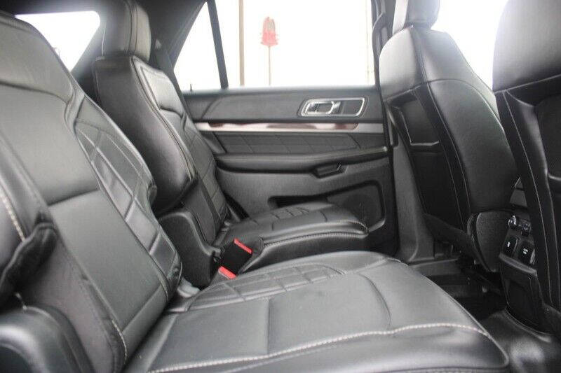 2019 Ford Explorer Platinum