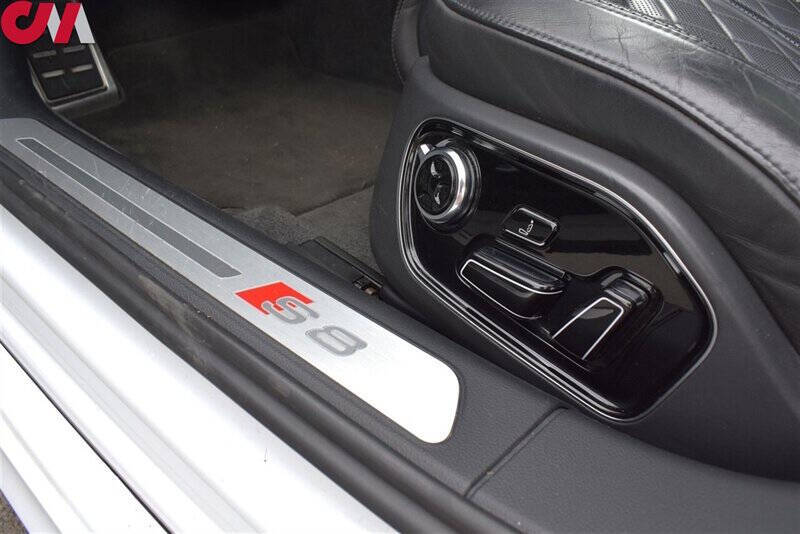 2013 Audi S8 4.0T quattro