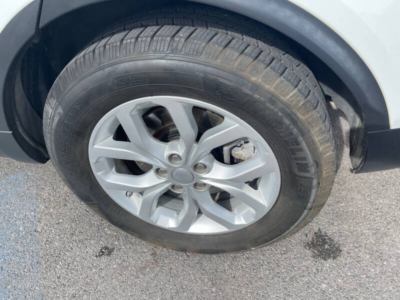 2019 Land Rover Discovery SE