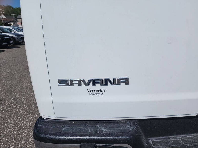 2024 GMC Savana 2500