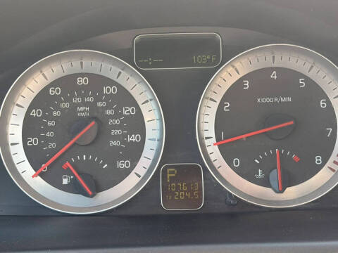 2011 Volvo C70 T5