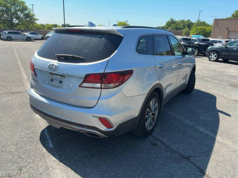 2017 Hyundai Santa Fe SE