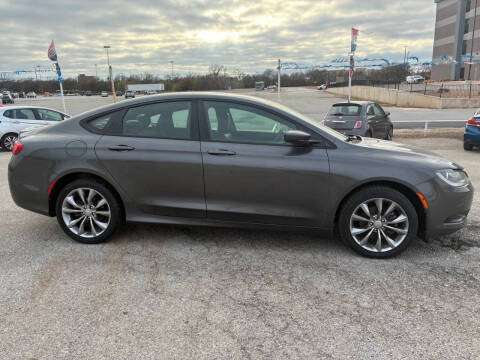 2015 Chrysler 200 S