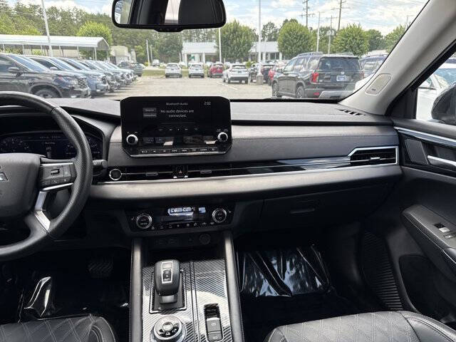 2024 Mitsubishi Outlander