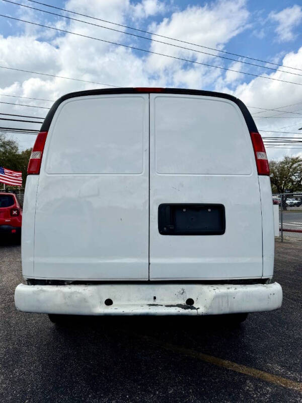2020 Chevrolet Express 2500