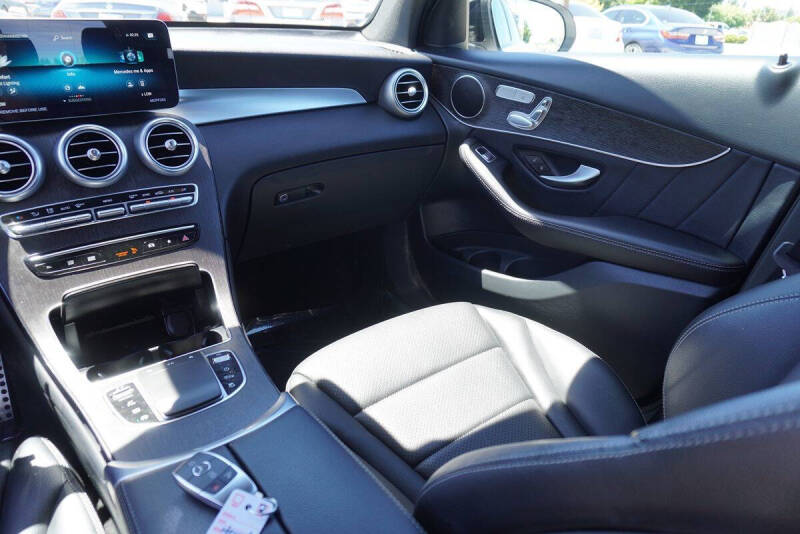 2022 Mercedes-Benz GLC GLC 300