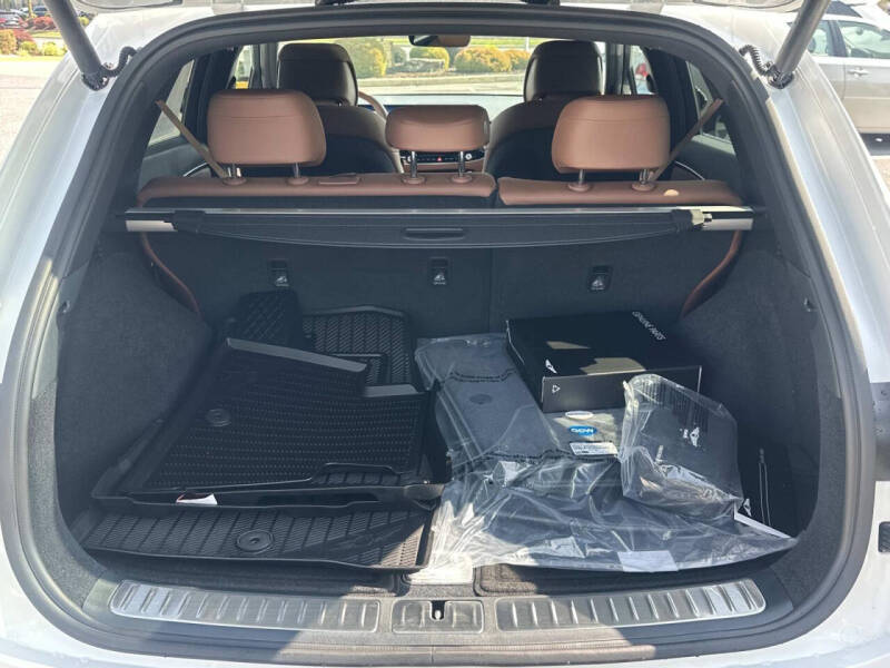 2026 Genesis GV70 2.5T Advanced