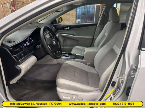 2014 Toyota Camry Hybrid