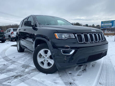 2017 Jeep Grand Cherokee for sale at GLOVECARS.COM LLC in Johnstown NY