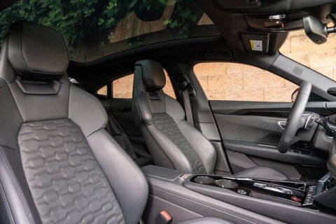 2023 Audi e-tron GT quattro Prestige