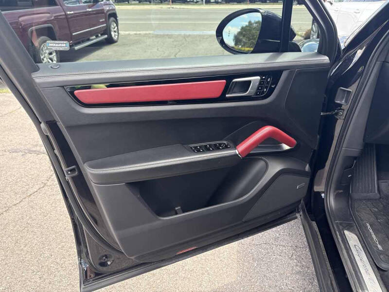 2019 Porsche Cayenne Turbo