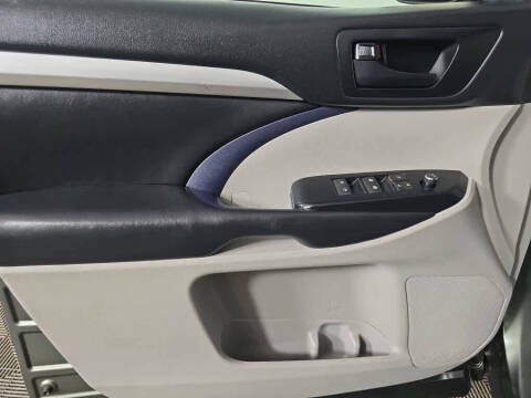 2018 Toyota Highlander LE Plus