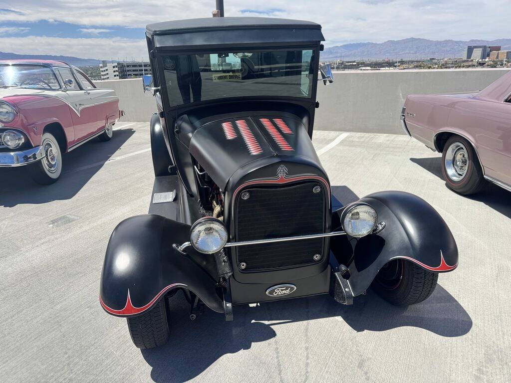 1929 Ford Model A 2