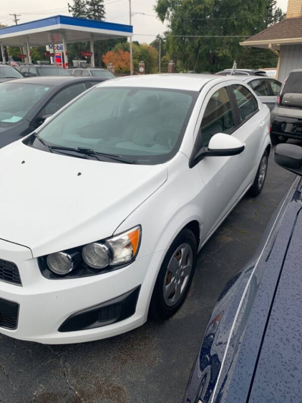 2016 Chevrolet Sonic for sale at Knowlton Motors, Inc. in Freeport IL