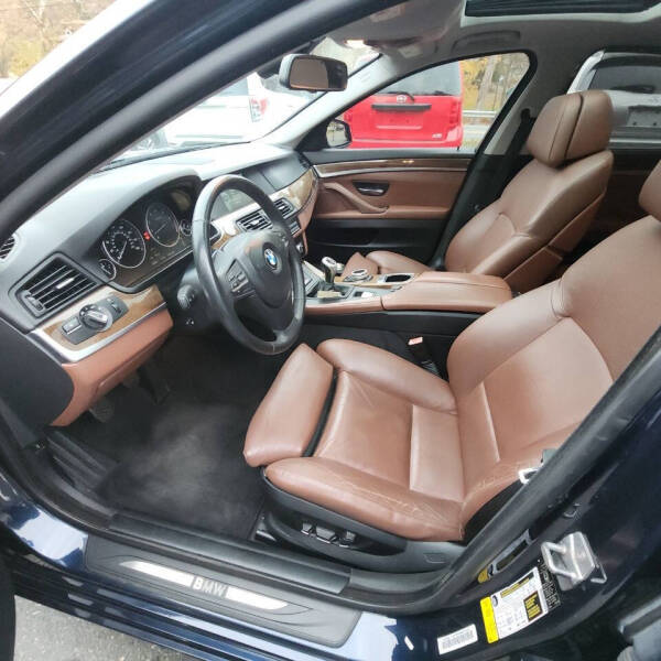 2011 BMW 5 Series 535i