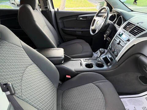 2012 Chevrolet Traverse LT