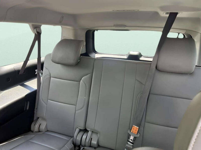 2017 Chevrolet Suburban LT