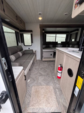 2024 Forest River SALEM CRUISE LI