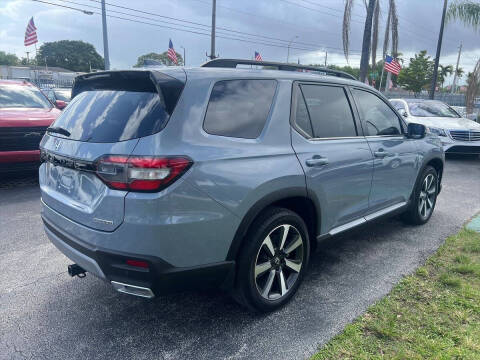 2023 Honda Pilot Touring
