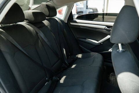 2013 Volkswagen Passat