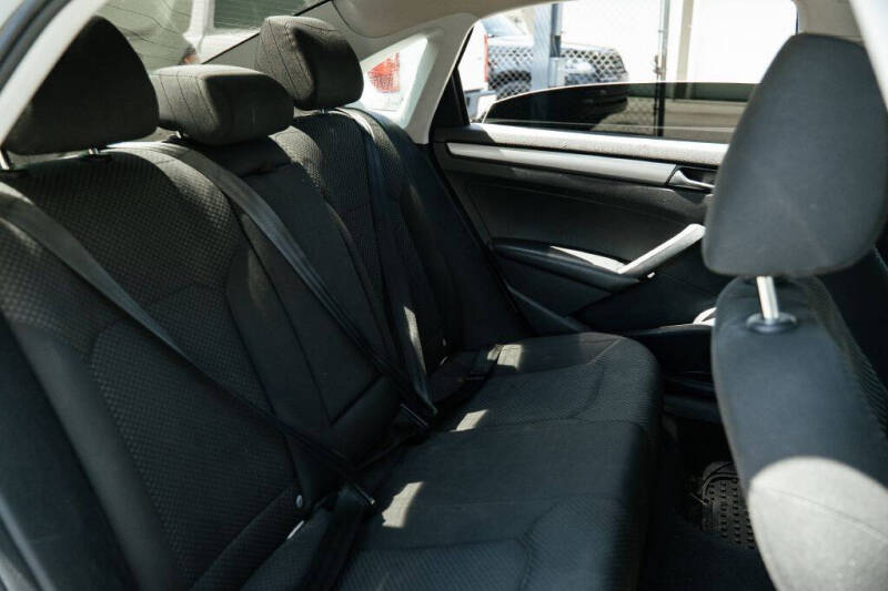 2013 Volkswagen Passat