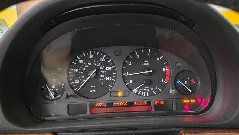 1999 BMW 7 Series 740i