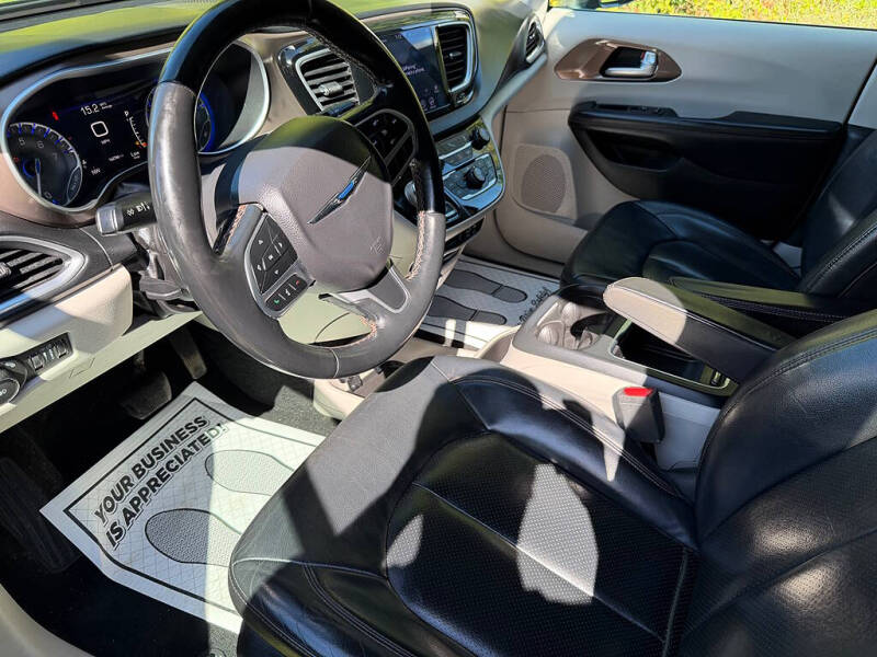 2018 Chrysler Pacifica Touring L Plus