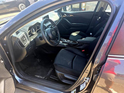 2015 Mazda MAZDA3 i Sport