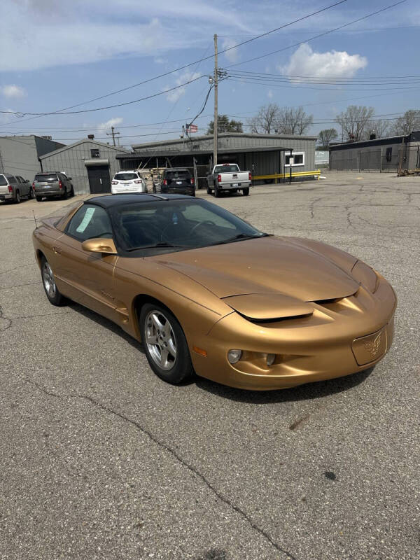 1998 Pontiac Firebird Base