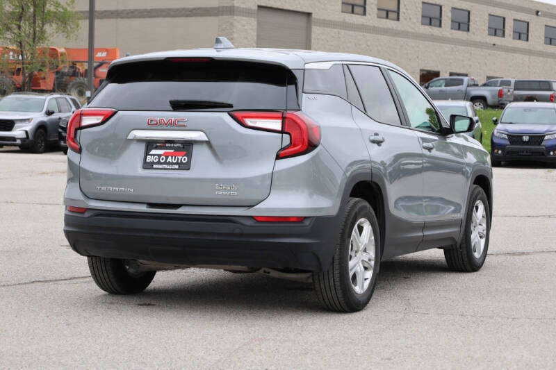 2024 GMC Terrain SLE
