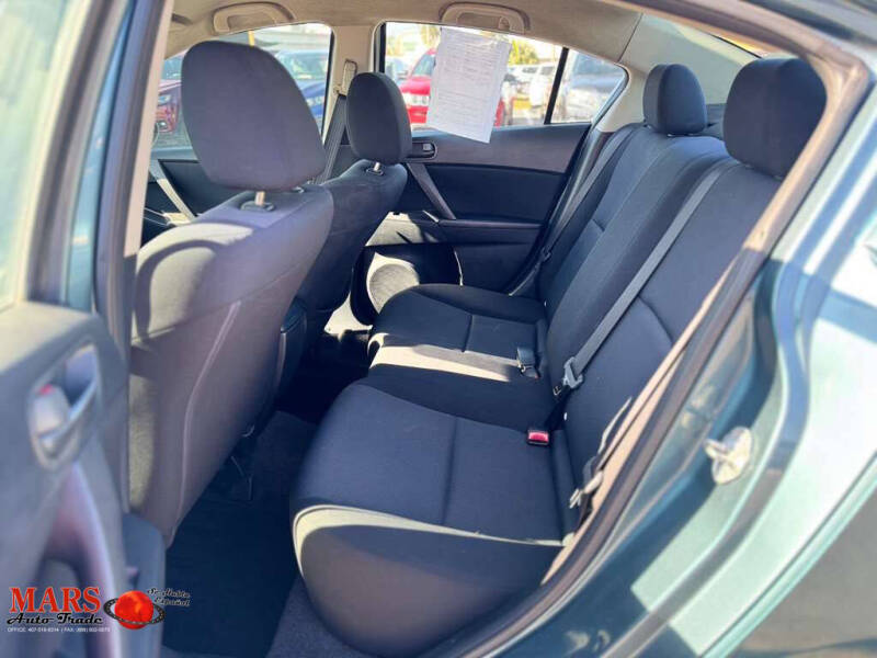 2010 Mazda MAZDA3 i Sport