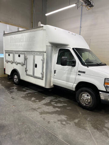 2015 Ford E-Series E-350 SD