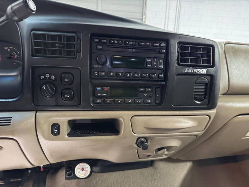 2005 Ford Excursion Limited